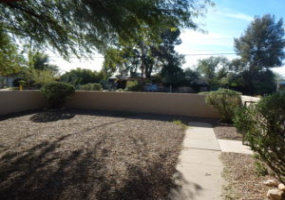 2831 E Edison St, Tucson, Arizona 85716, 3 Bedrooms Bedrooms, ,2 BathroomsBathrooms,Home,For Rent,E Edison St,1031