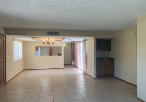 3753 E Edison St, Tucson, Arizona 85716, 2 Bedrooms Bedrooms, ,2 BathroomsBathrooms,Townhouse,For Rent,E Edison St,1423