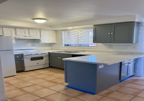 4059 E Lee St, Tucson, Arizona 85712, 2 Bedrooms Bedrooms, ,1 BathroomBathrooms,Home,For Rent,E Lee St,1424