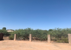 6542 S Giuliani Ave, Tucson, Arizona 85757, 3 Bedrooms Bedrooms, ,2 BathroomsBathrooms,Home,For Rent,S Giuliani,1435