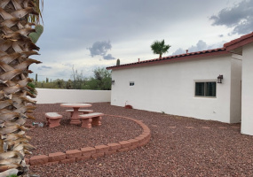 6920 Wade Road, Tucson, Arizona Arizona, 1 Bedroom Bedrooms, ,1 BathroomBathrooms,Home,For Rent,Guest House ,Wade,1446