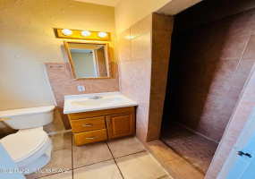 834 E Sequoyah St, Tucson, Arizona 85719, 4 Bedrooms Bedrooms, ,2 BathroomsBathrooms,Home,For Rent,E Sequoyah St,1043