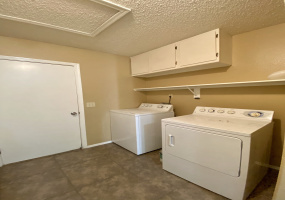 4629 S Gatwick Dr, Tucson, Arizona 85730, 3 Bedrooms Bedrooms, ,2 BathroomsBathrooms,Home,For Rent,4629 S Gatwick Dr,1565