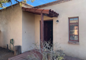 4158 Brown Way, Tucson, Arizona 85711, ,1 BathroomBathrooms,Duplex,For Rent,Brown,1633