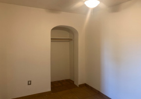 707 35th St, Tucson, Arizona 85713, 1 Bedroom Bedrooms, ,1 BathroomBathrooms,Tri-Plex,For Rent,Unit 2 ,35th ,1677