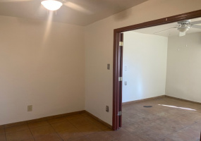 707 35th St, Tucson, Arizona 85713, 1 Bedroom Bedrooms, ,1 BathroomBathrooms,Tri-Plex,For Rent,Unit 2 ,35th ,1677