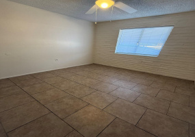 2519 N Geronimo Avenue, Tucson, Arizona 85705, 2 Bedrooms Bedrooms, ,1 BathroomBathrooms,Tri-Plex,For Rent,Unit B,N Geronimo,1683