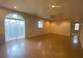 2004 E 8th St, Tucson, Arizona 85719, 5 Bedrooms Bedrooms, ,4 BathroomsBathrooms,Home,For Rent,E 8th St,1685
