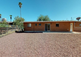 2545 N Euclid Ave, Tucson, Arizona 85719, 3 Bedrooms Bedrooms, ,2 BathroomsBathrooms,Home,For Rent,N Euclid Ave,1692