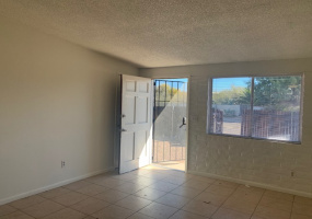 3109 Palo Verde Avenue, Tucson, Arizona 85716, 2 Bedrooms Bedrooms, ,1 BathroomBathrooms,Tri-Plex,For Rent,Palo Verde,1712