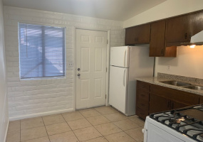 3109 Palo Verde Avenue, Tucson, Arizona 85716, 2 Bedrooms Bedrooms, ,1 BathroomBathrooms,Tri-Plex,For Rent,Palo Verde,1712