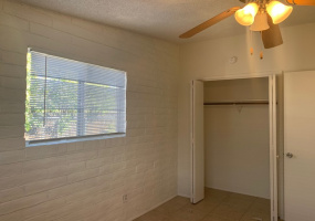3109 Palo Verde Avenue, Tucson, Arizona 85716, 2 Bedrooms Bedrooms, ,1 BathroomBathrooms,Tri-Plex,For Rent,Palo Verde,1712