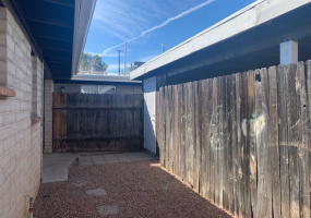 3109 Palo Verde Avenue, Tucson, Arizona 85716, 2 Bedrooms Bedrooms, ,1 BathroomBathrooms,Tri-Plex,For Rent,Palo Verde,1712