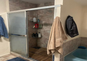 1136 E Lester St, Tucson, Arizona 85719, 2 Bedrooms Bedrooms, ,1 BathroomBathrooms,Home,For Rent,E Lester St,1063