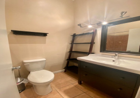 2755 W Anklam Rd Unit B, Tucson, Arizona 85745, 3 Bedrooms Bedrooms, ,2 BathroomsBathrooms,Townhouse,For Rent,W Anklam Rd Unit B,1725