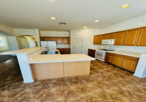 13743 E Via Valle De Lobo, Tucson, Arizona 85641, 3 Bedrooms Bedrooms, ,3 BathroomsBathrooms,Home,For Rent,E Via Valle De Lobo,1730