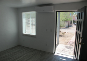 1120 E Water St, Tucson, Arizona 85719, 1 Bedroom Bedrooms, ,1 BathroomBathrooms,Duplex,For Rent,E Water,1066