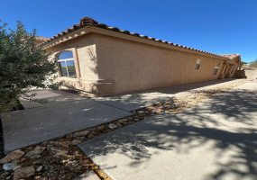 8378 S Minoan Dr, Tucson, Arizona 85747, 3 Bedrooms Bedrooms, ,2 BathroomsBathrooms,Home,For Rent,S Minoan Dr,1761