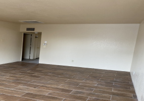 5711 E 26th St unit E, Tucson, Arizona 85711, 2 Bedrooms Bedrooms, ,1 BathroomBathrooms,Apartment,For Rent,E 26th St unit E,1762