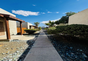 905 E Adams St, Tucson, Arizona 85719, 2 Bedrooms Bedrooms, ,2 BathroomsBathrooms,Condo,For Rent,E Adams St,1783
