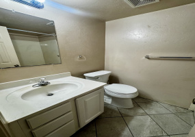 905 E Adams St, Tucson, Arizona 85719, 2 Bedrooms Bedrooms, ,2 BathroomsBathrooms,Condo,For Rent,E Adams St,1783