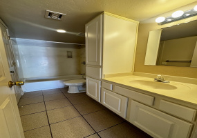 905 E Adams St, Tucson, Arizona 85719, 2 Bedrooms Bedrooms, ,2 BathroomsBathrooms,Condo,For Rent,E Adams St,1783