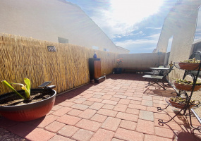 9318 N Desert Monsoon Place, Tucson, Arizona 85743, 3 Bedrooms Bedrooms, ,2 BathroomsBathrooms,Home,For Rent,9318 N Desert Monsoon Place,1910