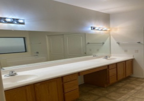 7413 W Crimson Ridge Dr, Tucson, Arizona 85743, 4 Bedrooms Bedrooms, ,3 BathroomsBathrooms,Home,For Rent,W Crimson Ridge Dr,1911
