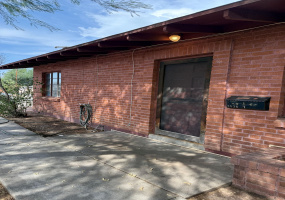 2536 E Linden St #1, Tucson, Arizona 85716, 2 Bedrooms Bedrooms, ,1 BathroomBathrooms,Duplex,For Rent,E Linden St #1,1920