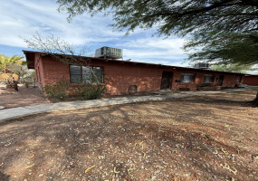 2536 E Linden St #1, Tucson, Arizona 85716, 2 Bedrooms Bedrooms, ,1 BathroomBathrooms,Duplex,For Rent,E Linden St #1,1920
