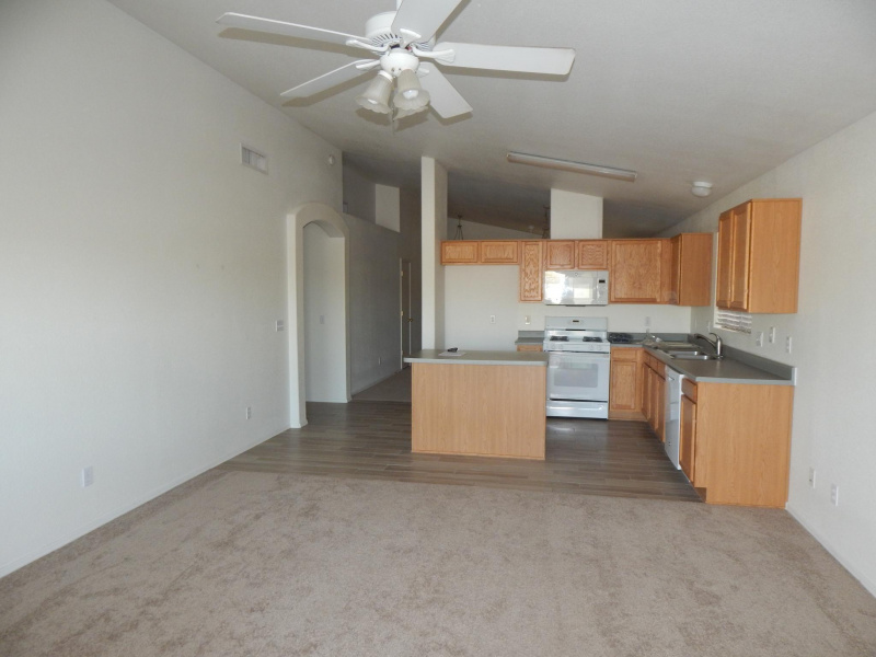 5173 S Via Laguna Blanca, Tucson, Arizona 85706, 3 Bedrooms Bedrooms, ,2 BathroomsBathrooms,Home,For Rent,S Via Laguna Blanca,1989