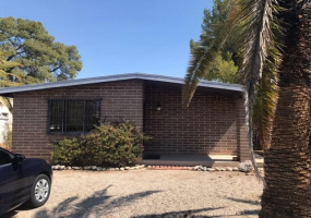 1017 E Lester St, Tucson, Arizona 85719, 2 Bedrooms Bedrooms, ,1 BathroomBathrooms,Home,For Rent,E Lester St,2118