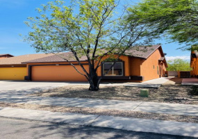 2174 E Calle Los Marmoles, Tucson, Arizona 85705, 2 Bedrooms Bedrooms, ,2 BathroomsBathrooms,Home,For Rent,E Calle Los Marmoles,2276