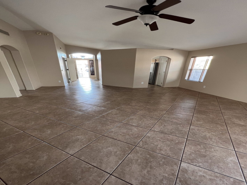 7275 W Opossum Dr, Tucson, Arizona 85743, 3 Bedrooms Bedrooms, ,2 BathroomsBathrooms,Home,For Rent,W Opossum Dr,2415