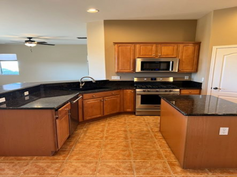 5131 W Wild Burro Spring Dr, Marana, Arizona 85658, 3 Bedrooms Bedrooms, ,2 BathroomsBathrooms,Home,For Rent,W Wild Burro Spring Dr,2627