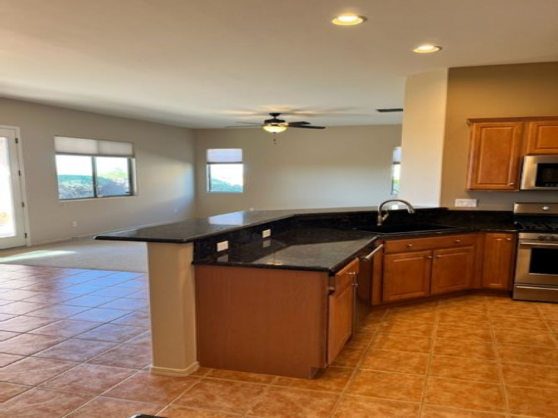 5131 W Wild Burro Spring Dr, Marana, Arizona 85658, 3 Bedrooms Bedrooms, ,2 BathroomsBathrooms,Home,For Rent,W Wild Burro Spring Dr,2627