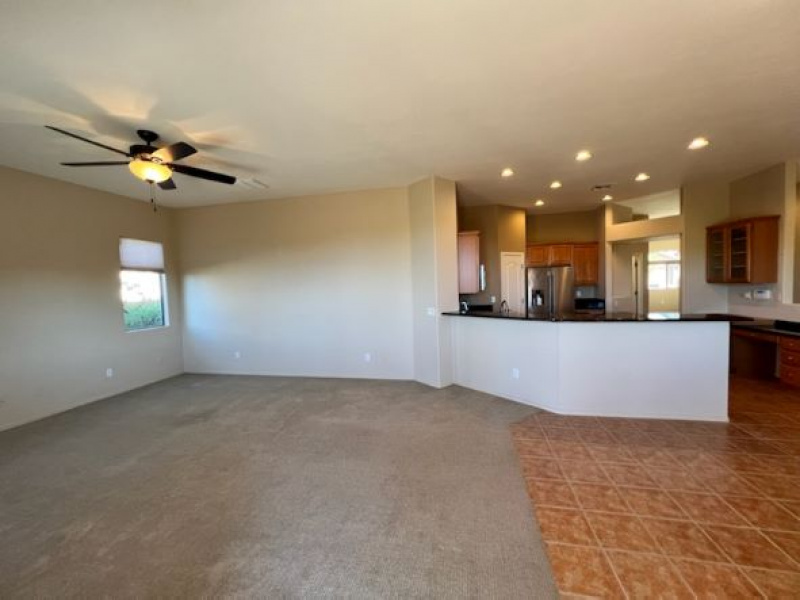 5131 W Wild Burro Spring Dr, Marana, Arizona 85658, 3 Bedrooms Bedrooms, ,2 BathroomsBathrooms,Home,For Rent,W Wild Burro Spring Dr,2627