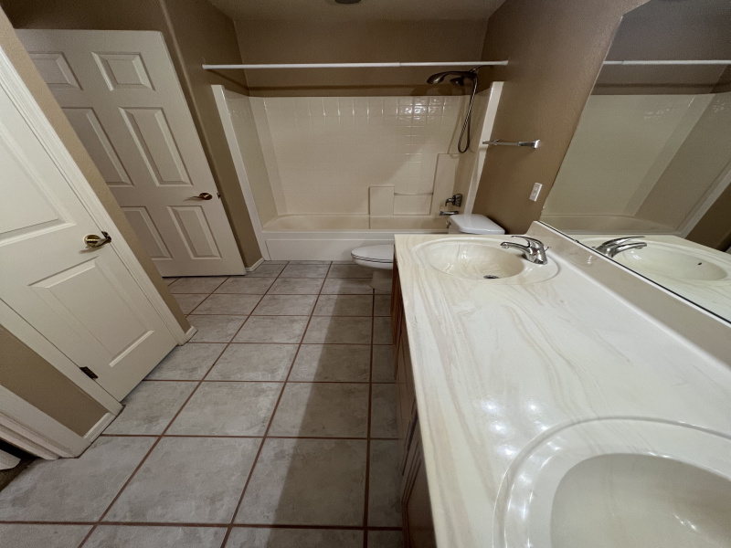 11087 N Desert Flower Dr, Tucson, Arizona 85737, 2 Bedrooms Bedrooms, ,2 BathroomsBathrooms,Home,For Rent,N Desert Flower Dr,2678