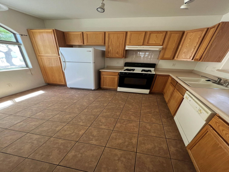 2311 N Avenida Tabica, Green Valley, Arizona 85714, 3 Bedrooms Bedrooms, ,2 BathroomsBathrooms,Home,For Rent,N Avenida Tabica,2782