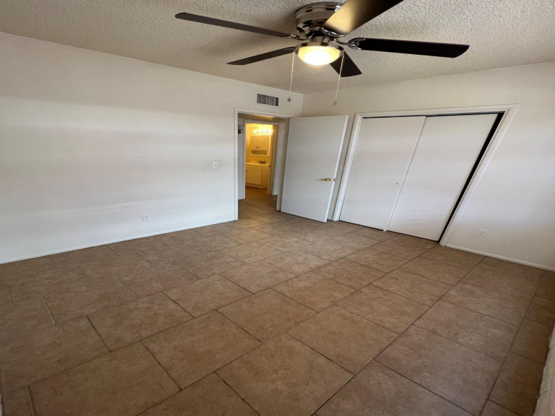 2517 N Geronimo C, Tucson, Arizona 85705, 2 Bedrooms Bedrooms, ,1 BathroomBathrooms,Townhouse,For Rent,N Geronimo C,2798