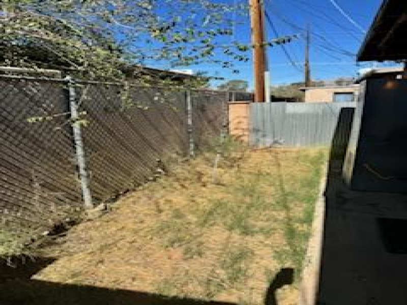 1303 N Columbus Blvd #3, Tucson, Arizona 85712, 1 Bedroom Bedrooms, ,1 BathroomBathrooms,Townhouse,For Rent,N Columbus Blvd #3,2801