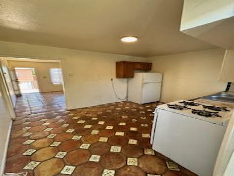 1303 N Columbus Blvd #3, Tucson, Arizona 85712, 1 Bedroom Bedrooms, ,1 BathroomBathrooms,Townhouse,For Rent,N Columbus Blvd #3,2801