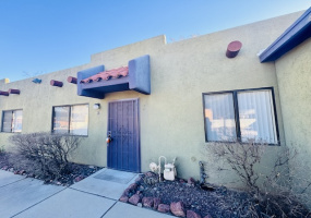 3420 E Flower St #5, Tucson, Arizona 85716, 2 Bedrooms Bedrooms, ,2 BathroomsBathrooms,Townhouse,For Rent,E Flower St #5,2809