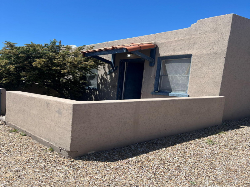 1309 N Columbus Blvd, Tucson, Arizona 85712, 1 Bedroom Bedrooms, ,1 BathroomBathrooms,Townhouse,For Rent,N Columbus Blvd ,2837