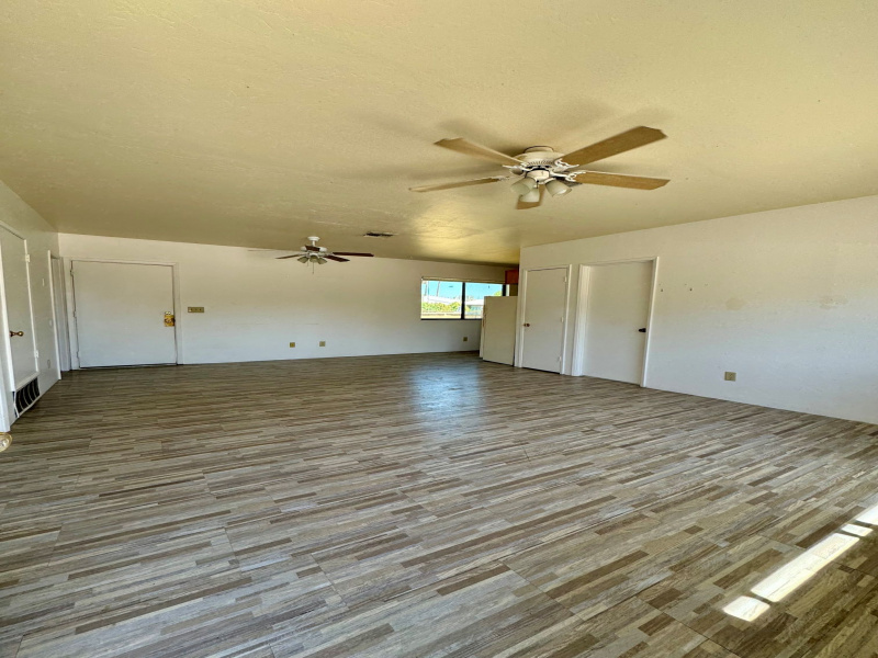 1355 N Columbus Blvd B, Tucson, Arizona 85712, 2 Bedrooms Bedrooms, ,1 BathroomBathrooms,Townhouse,For Rent,N Columbus Blvd B,2844