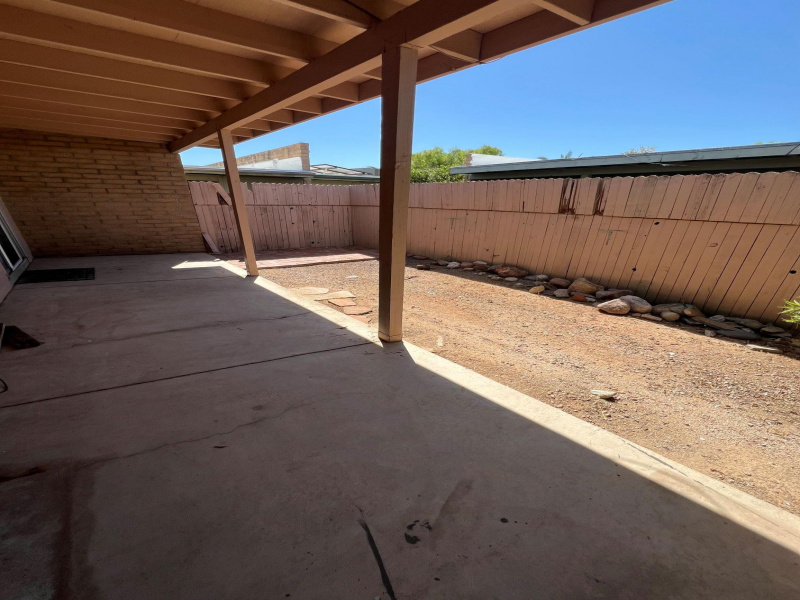 525 W Calle Lindero, Tucson, Arizona 85704, 3 Bedrooms Bedrooms, ,1 BathroomBathrooms,Townhouse,For Rent,W Calle Lindero,2858