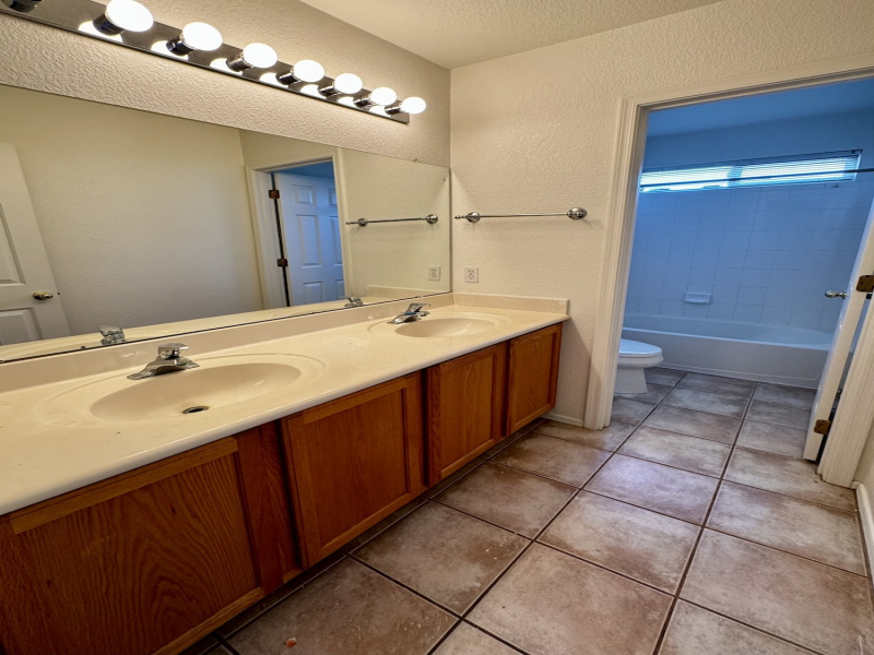 7363 W Trent Place, Arizona 85743, 4 Bedrooms Bedrooms, ,2 BathroomsBathrooms,Home,For Rent,7363 W Trent Place,2866