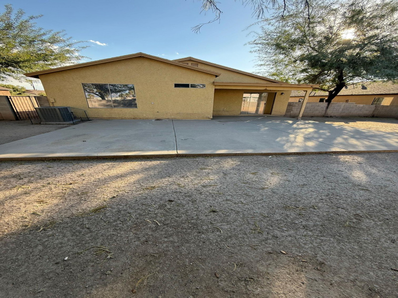 1284 W Laporte Ln, Tucson, Arizona 85714, 3 Bedrooms Bedrooms, ,2 BathroomsBathrooms,Home,For Rent,W Laporte Ln,2874