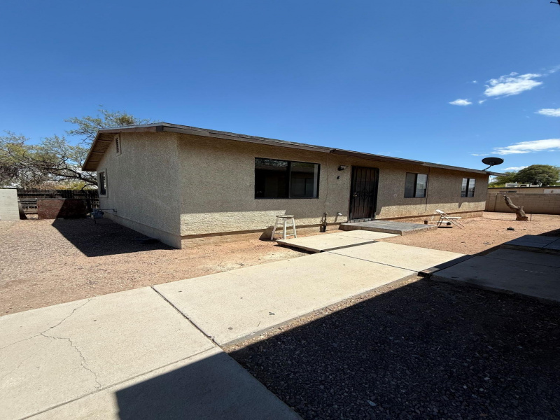 426 E Mohave Rd #4, Tucson, Arizona 85705, 3 Bedrooms Bedrooms, ,1 BathroomBathrooms,Home,For Rent,E Mohave Rd #4,2884