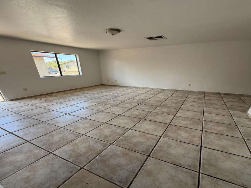 426 E Mohave Rd #4, Tucson, Arizona 85705, 3 Bedrooms Bedrooms, ,1 BathroomBathrooms,Home,For Rent,E Mohave Rd #4,2884